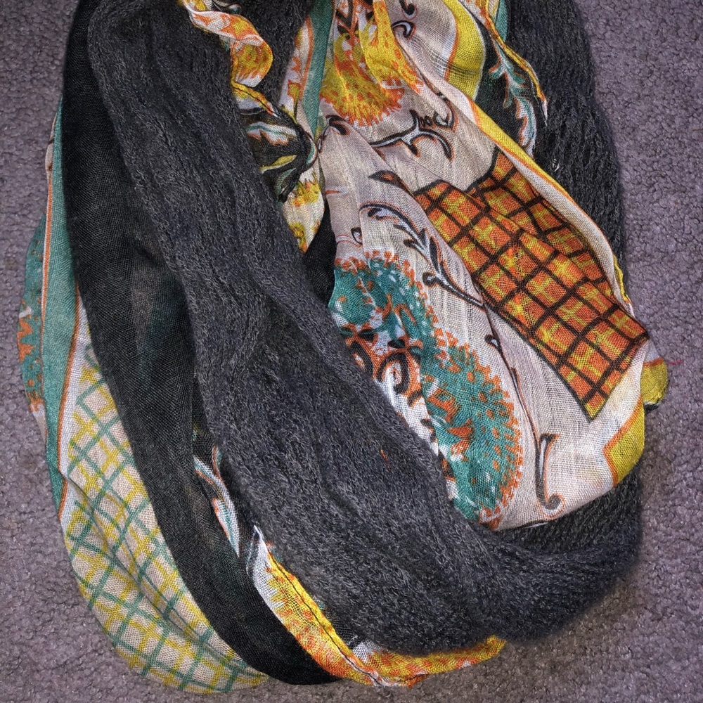Infinity scarf - Picture 2 of 4